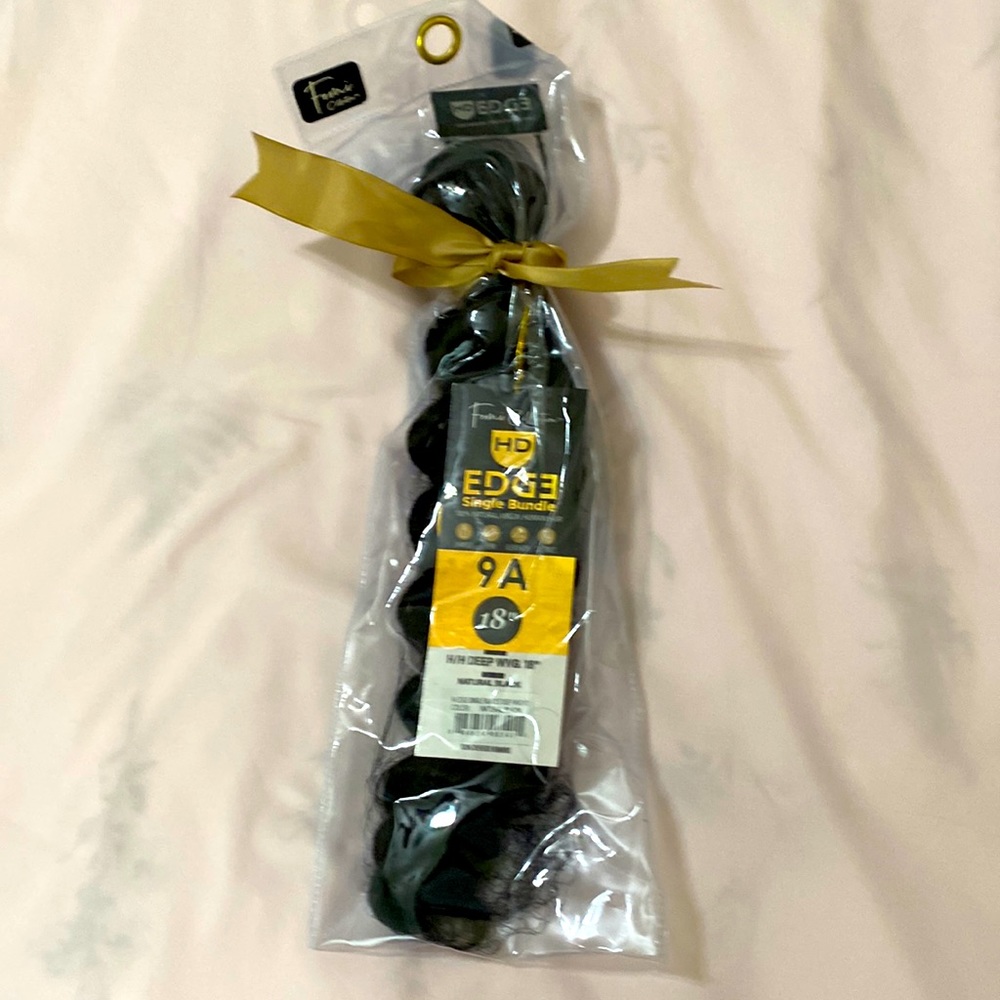 Femi Collection HD Edge single bundle 9A 18” 100% HH deep wavy natural black